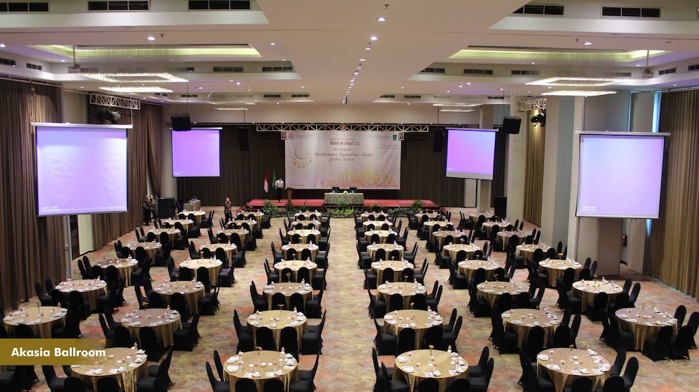 Savana Hotel Convention 54/64