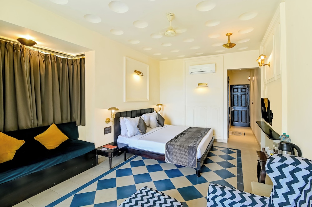 Saj By The Lake - Malshej Ghat Hotel 7/50