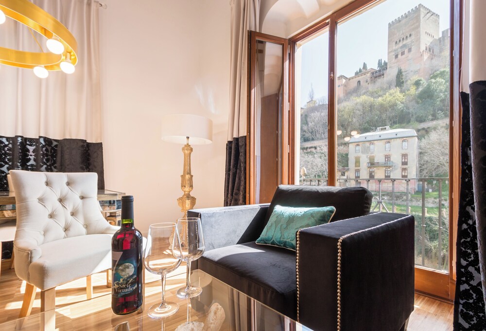 Oro del Darro Suites 23/48