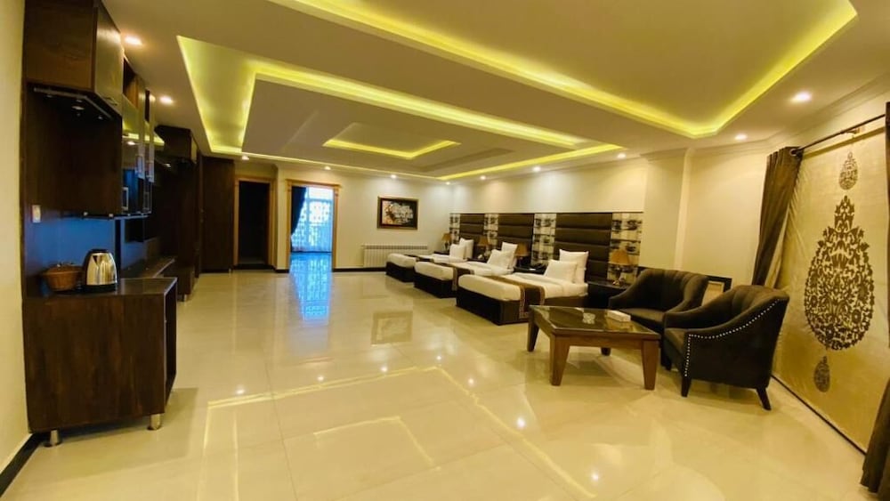 Faletti's Grand Hotel Murree 53/68
