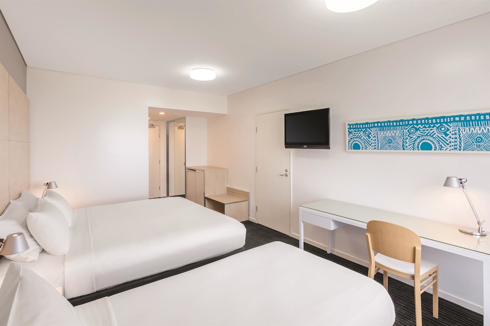 Vibe Hotel Darwin Waterfront 7/25