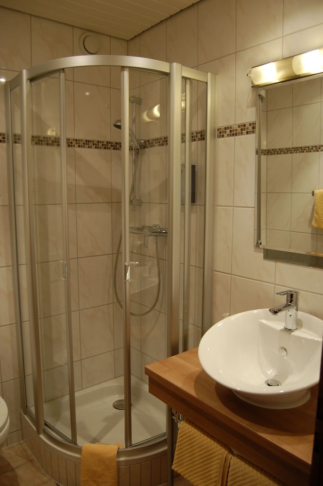 Hotel Zur Linde 24/26
