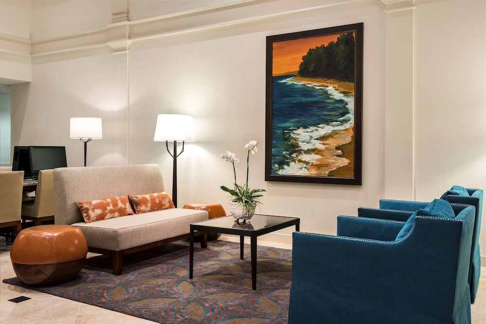 Doubletree Suites By Hilton Naples 33/67