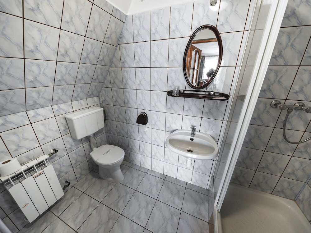 Hostel & Apartments U Florka 2 30/30