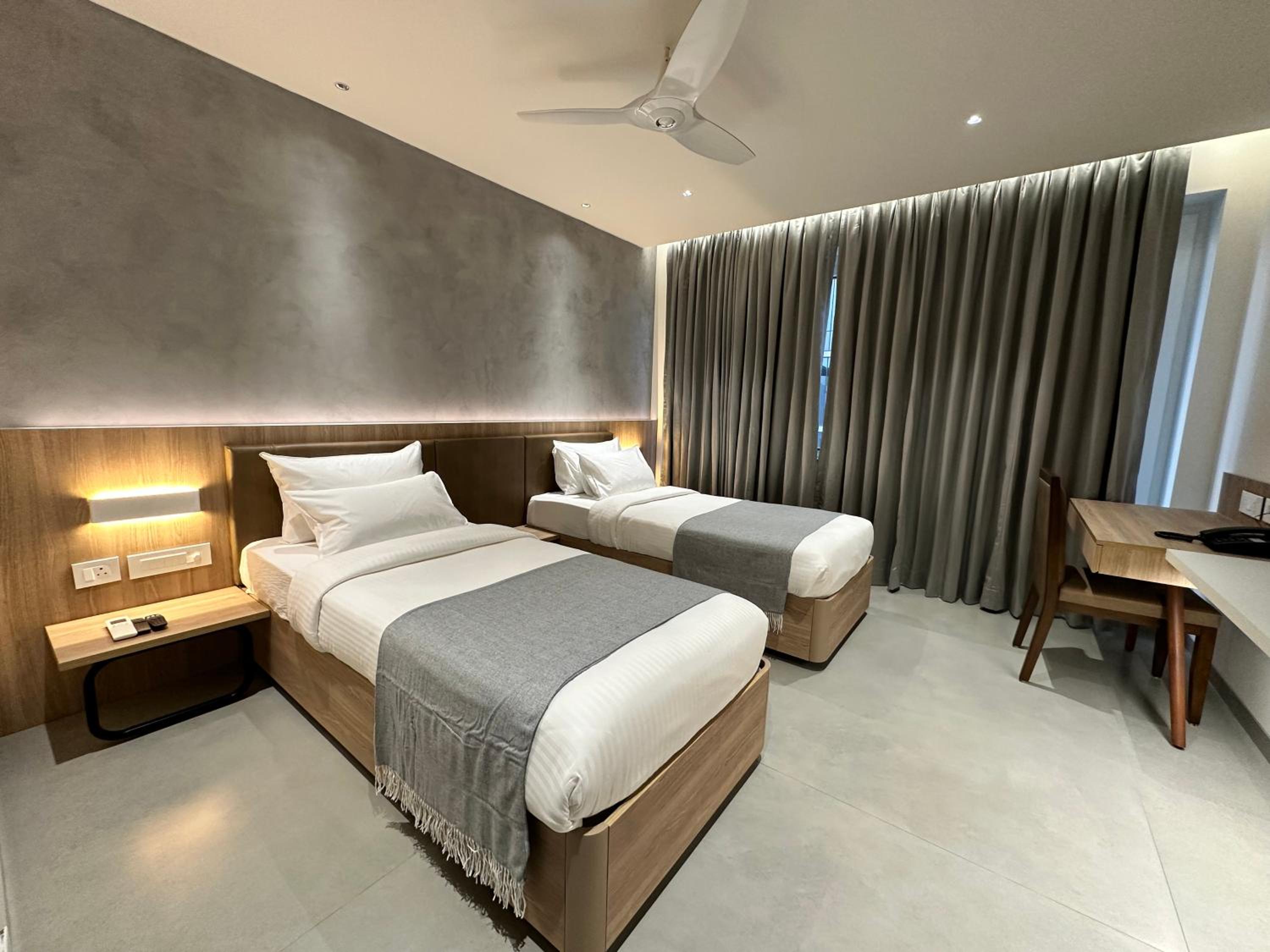 32 Urban by Akoya Hotels - Gachibowli, West Hyderabad 7/18