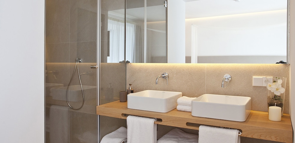 Ynaira Hotel and Spa 27/47