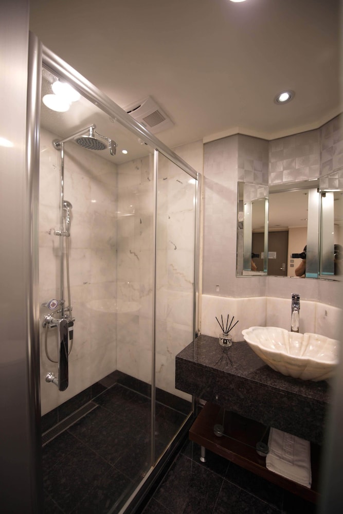 Ximen Airline Hotel 37/45