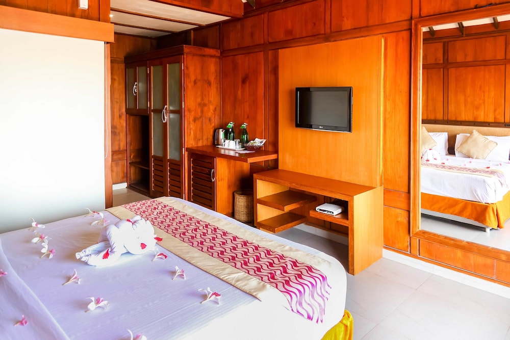 Poovar Island Resort 18/46