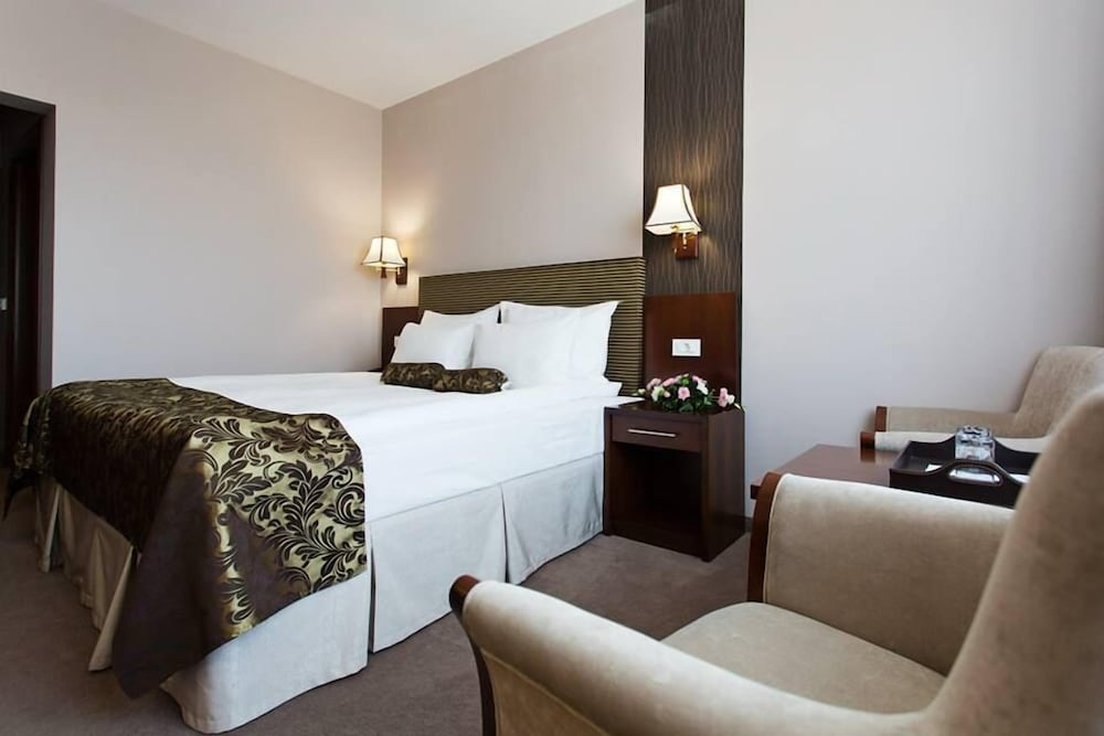 GRAND HOTEL NAPOCA 25/33