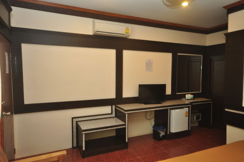Phi Phi Rimlay Resort 32/48