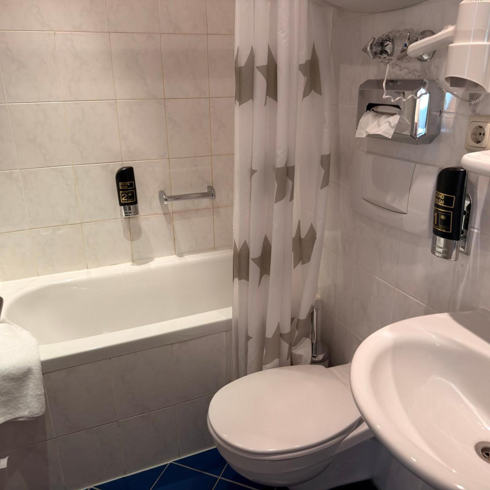 غرفة قياسية ثلاثية بسرير فردي، Hotel Wallis 7/7