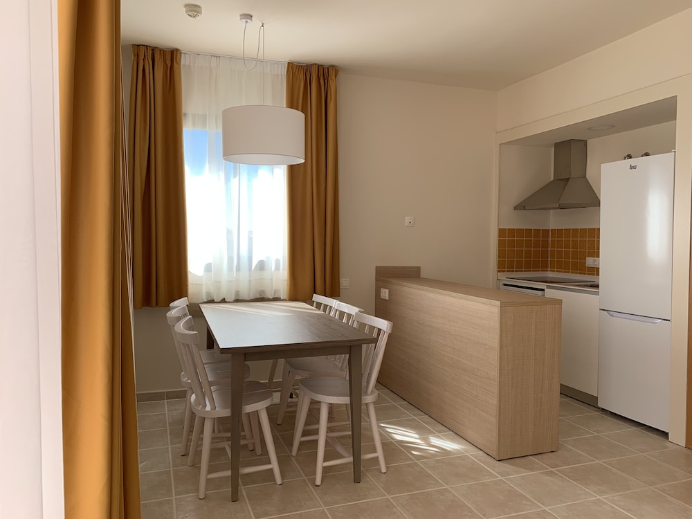 Holiday Village Bonavista de Bonmont 57/74