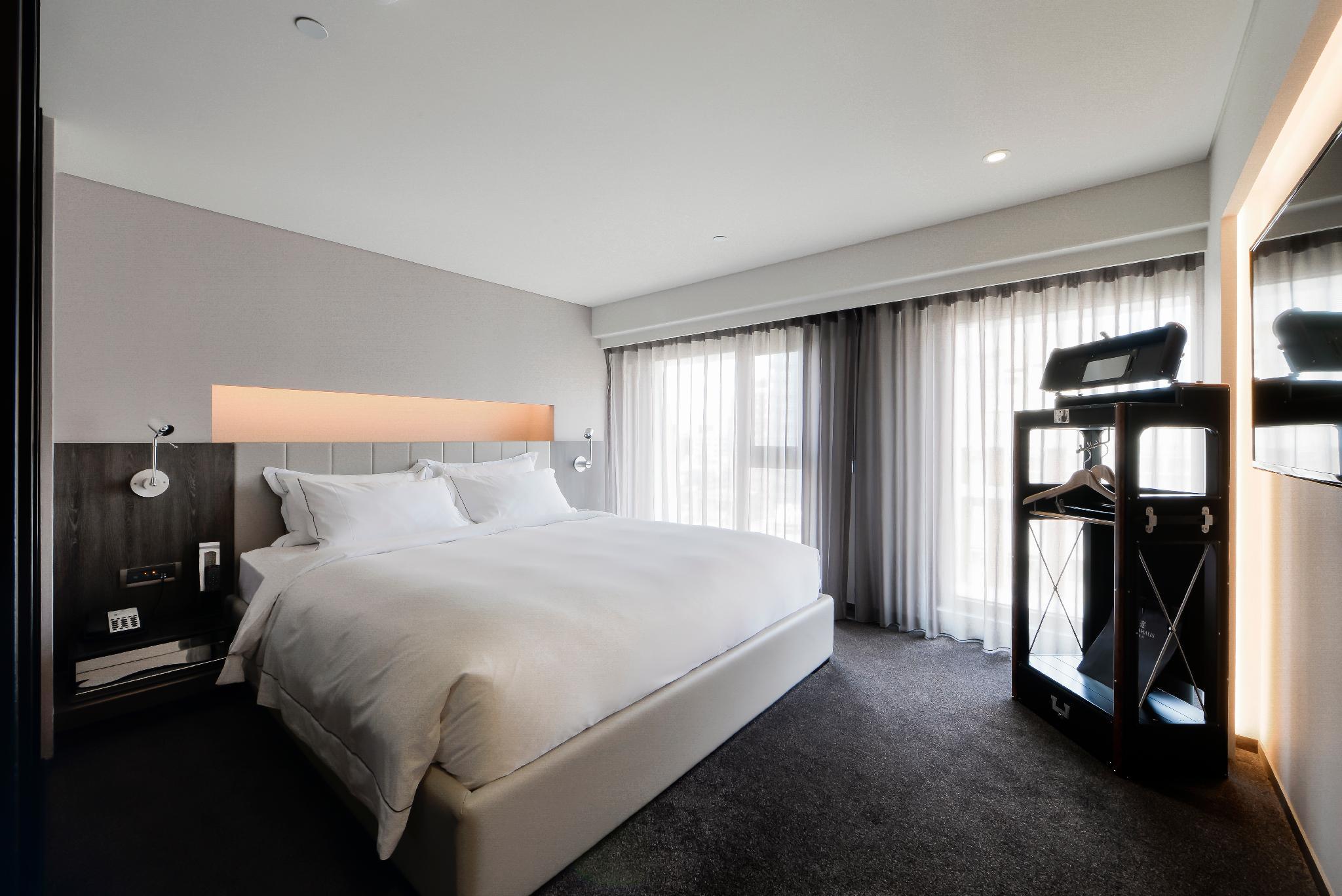 Penthouse Suite