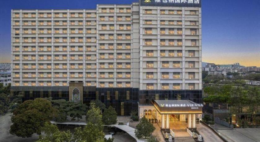 Vienna International Hotel Guangzhou Airport 3/55