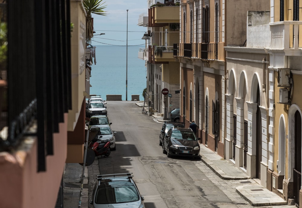 B&B Vittoria 32/48