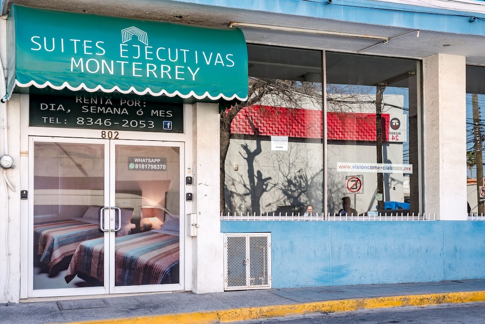 Ayenda Suites Ejecutivas Monterrey 1/9