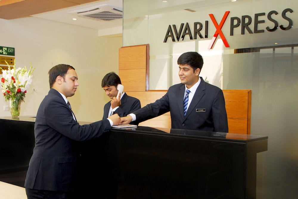 Avari Boutique Multan 7/46