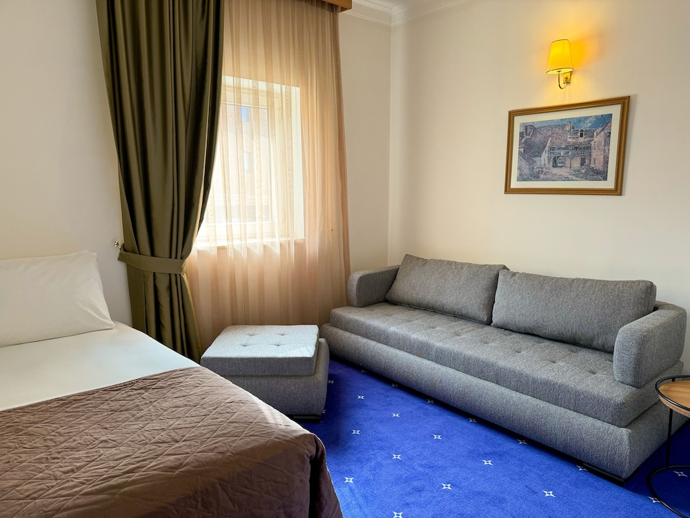 Palan Hotel 27/54