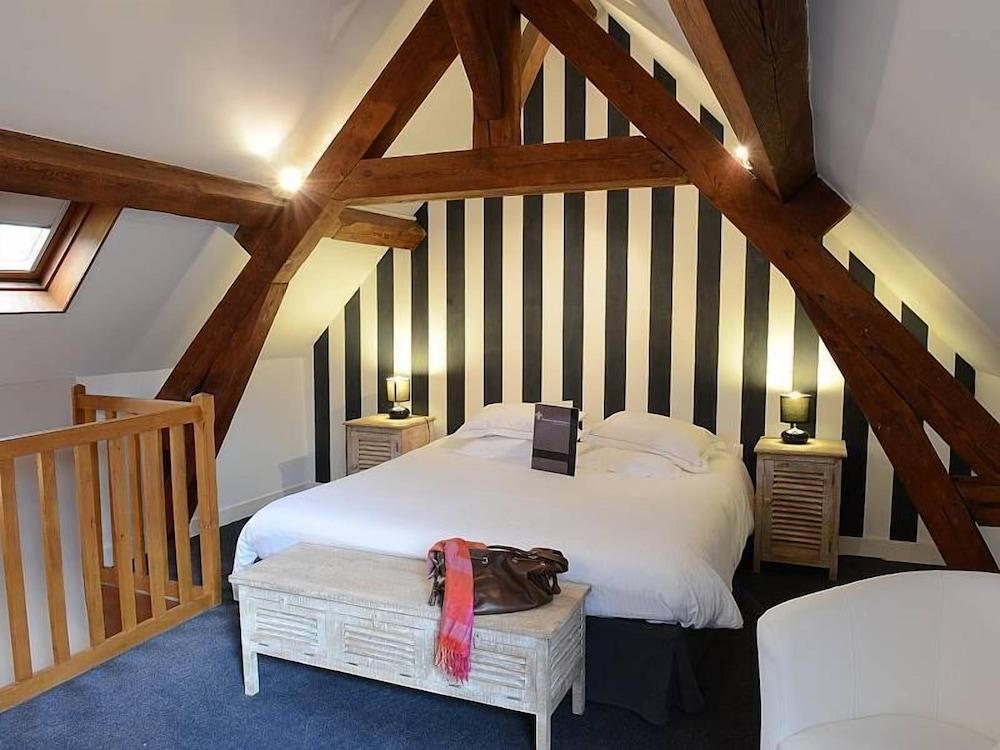 Duplex, Park, King Bed, Jetted Tub