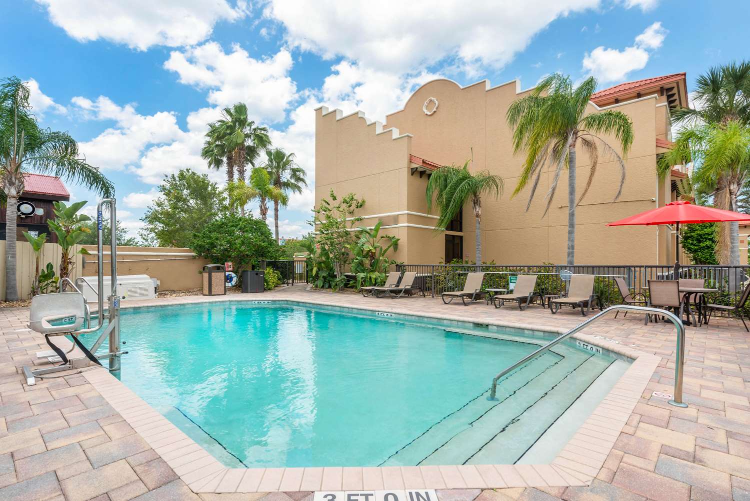 Clarion Inn Ormond Beach at Destination Daytona 15/15