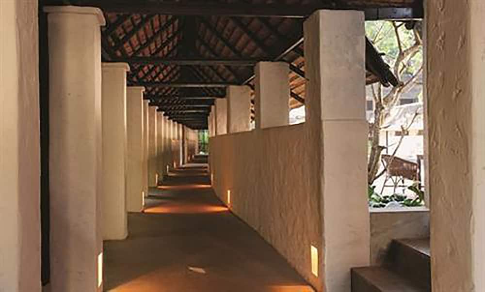 TAMARIND VILLAGE 30/63