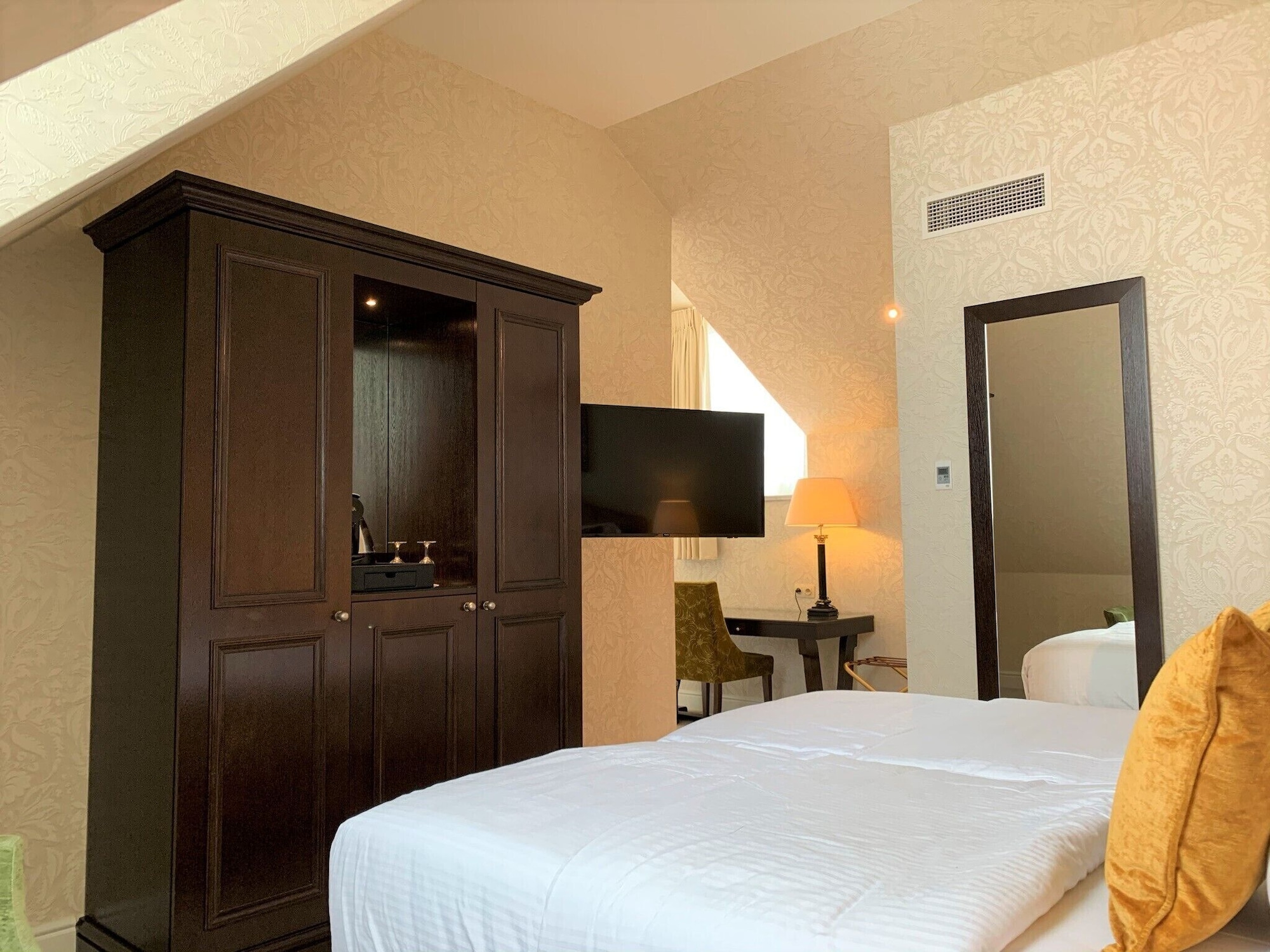 Luxury Historic Room.