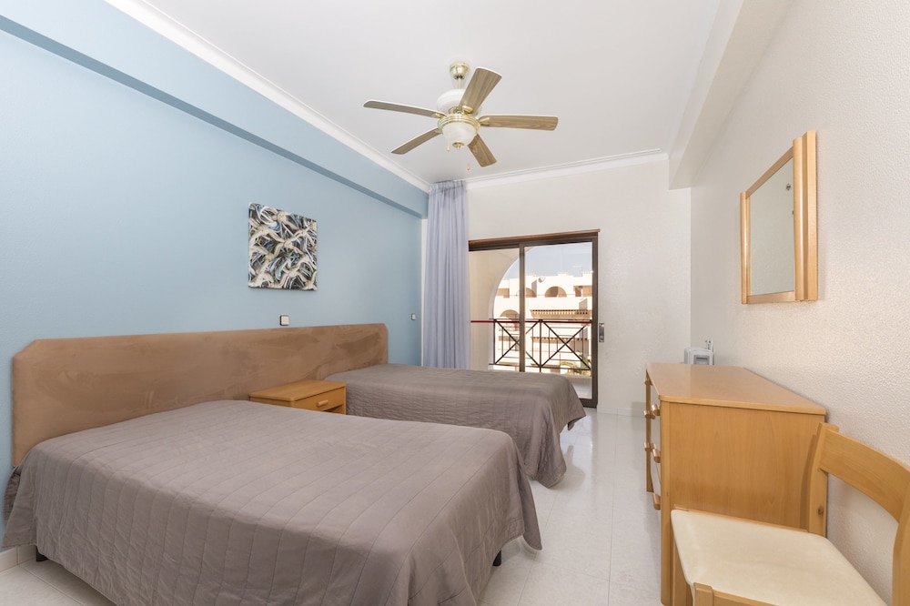 Ukino Terrace Algarve 32/65