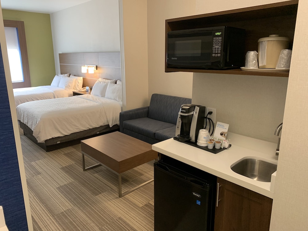 Holiday Inn Express Hotel And Suites Beaumont Oak Valley 32/66