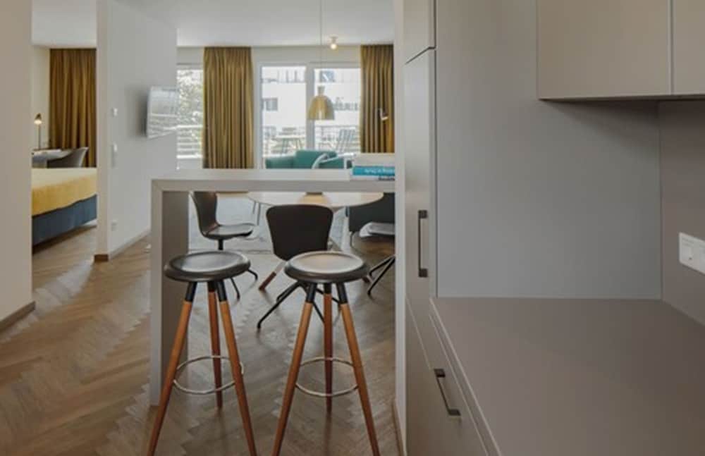 Dd Suites Serviced Apartments 28/35