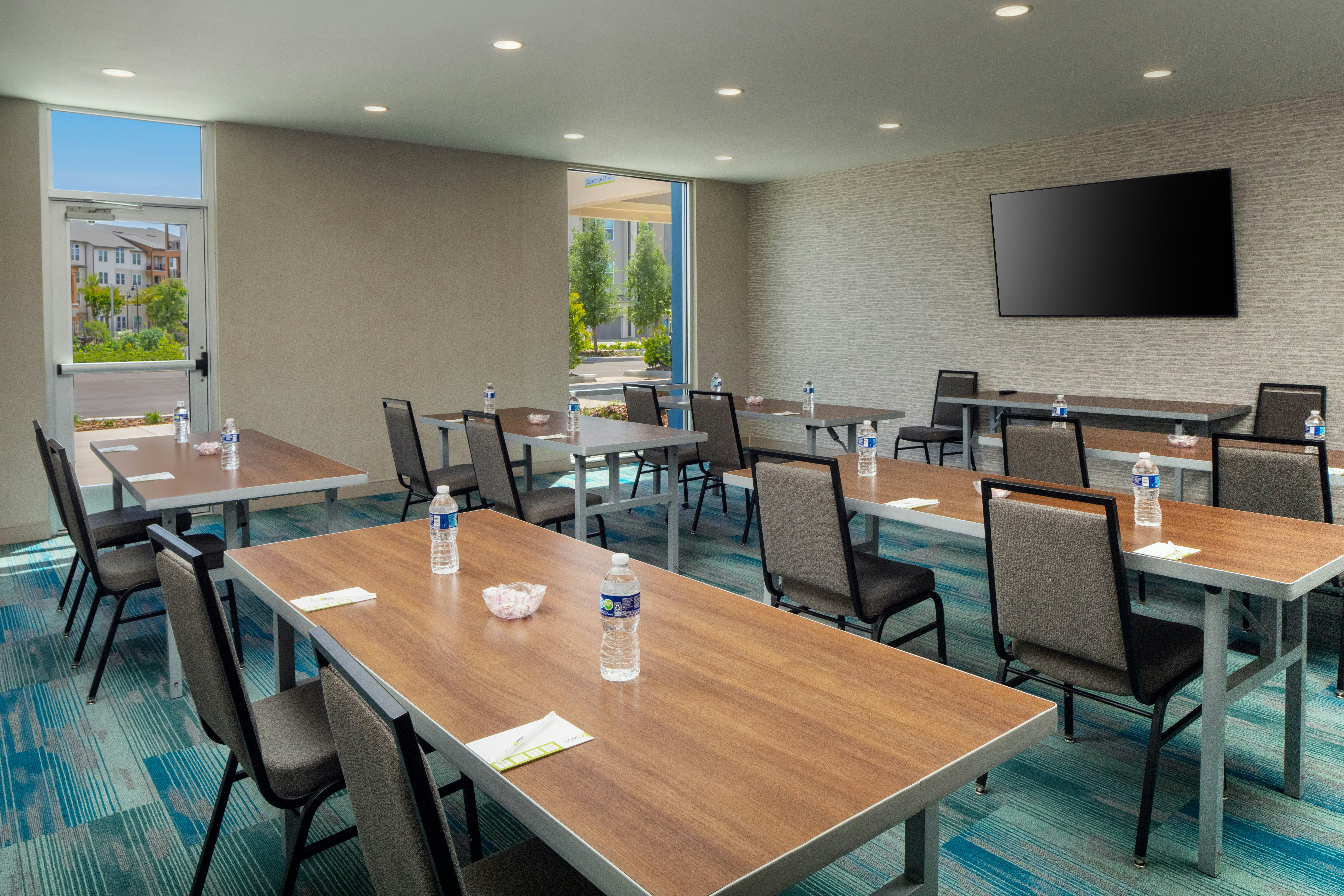 Home2 Suites by Hilton Lake Mary Orlando 20/25