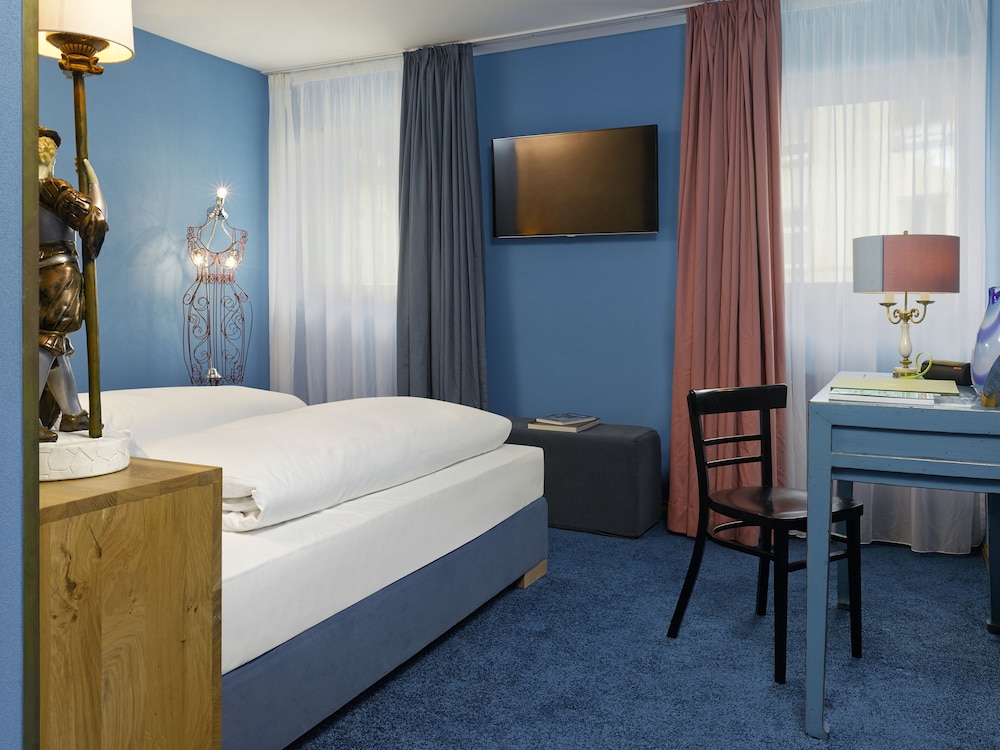 25hours Hotel Frankfurt The Goldman 12/70