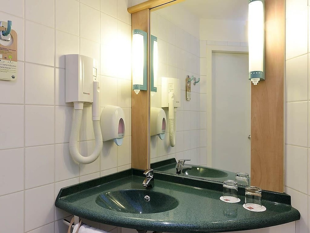 Ibis Budapest City 61/61