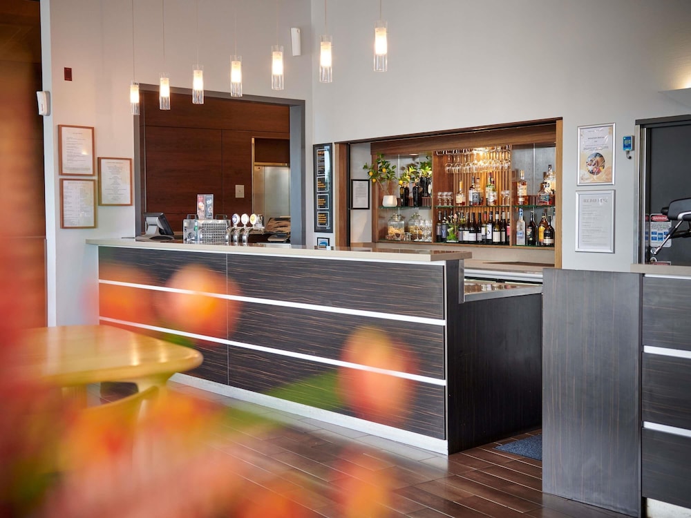 NOVOTEL HAMILTON TAINUI 7/72