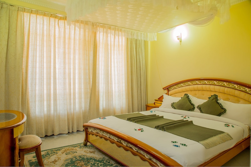 Arusha Corridor Spring Hotel 7/18