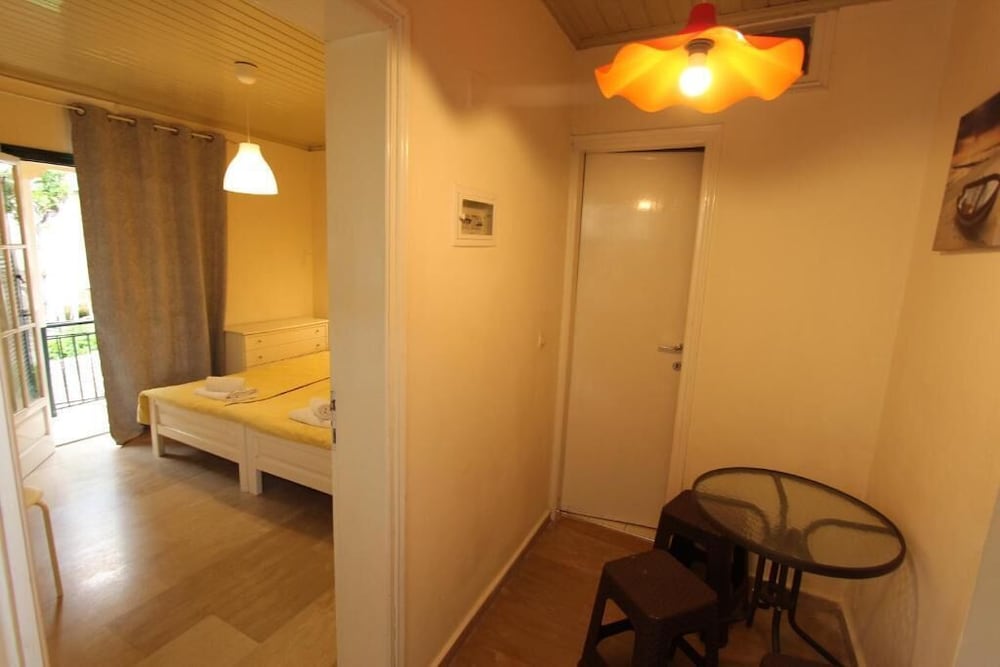 Avra Paradise Aparthotel 24/50