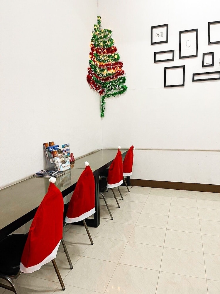 Rueangrat Hotel 46/51