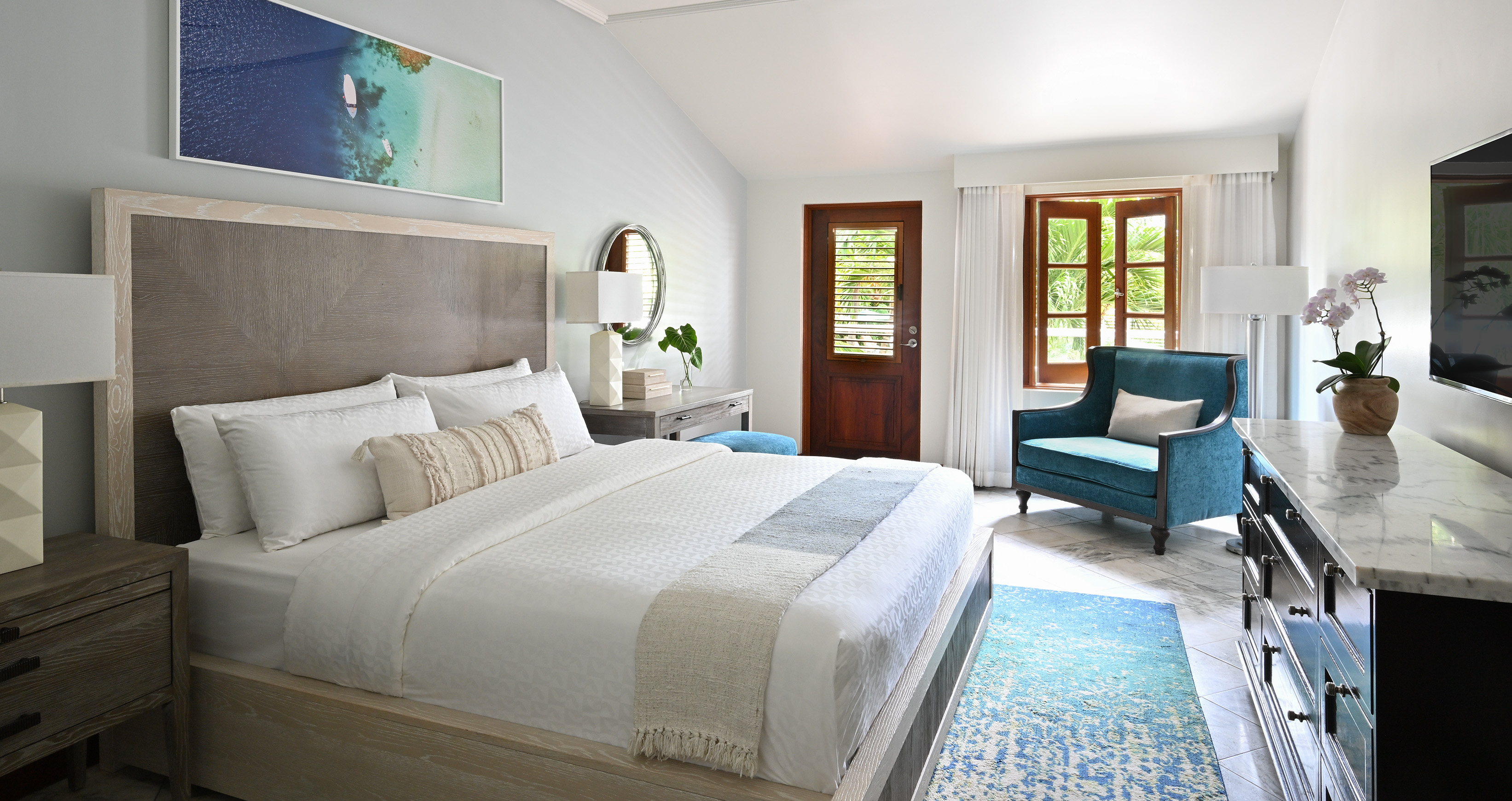 Lagoon, Crystal, Luxury, Pool Side