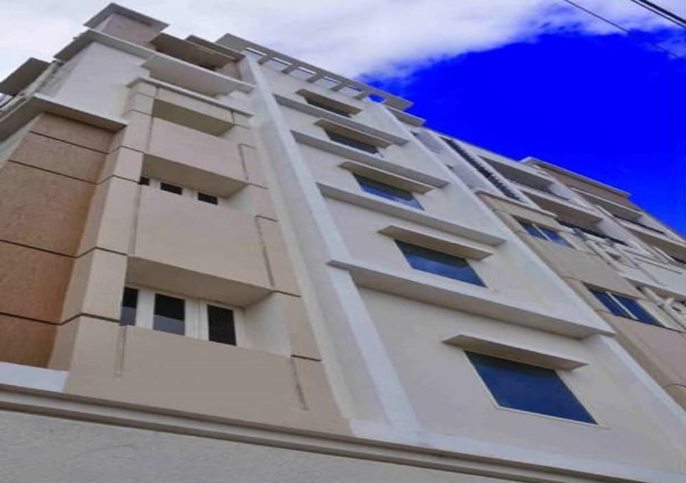Hotel At Home Suites 1/40