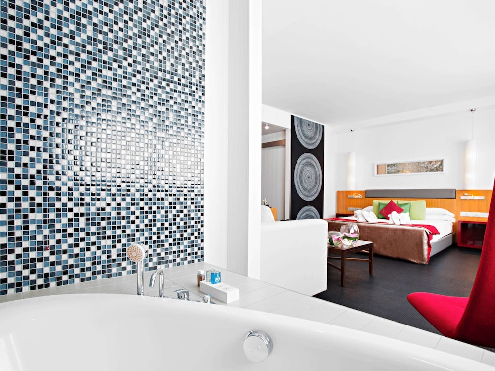 Novotel Roma Eur 33/74