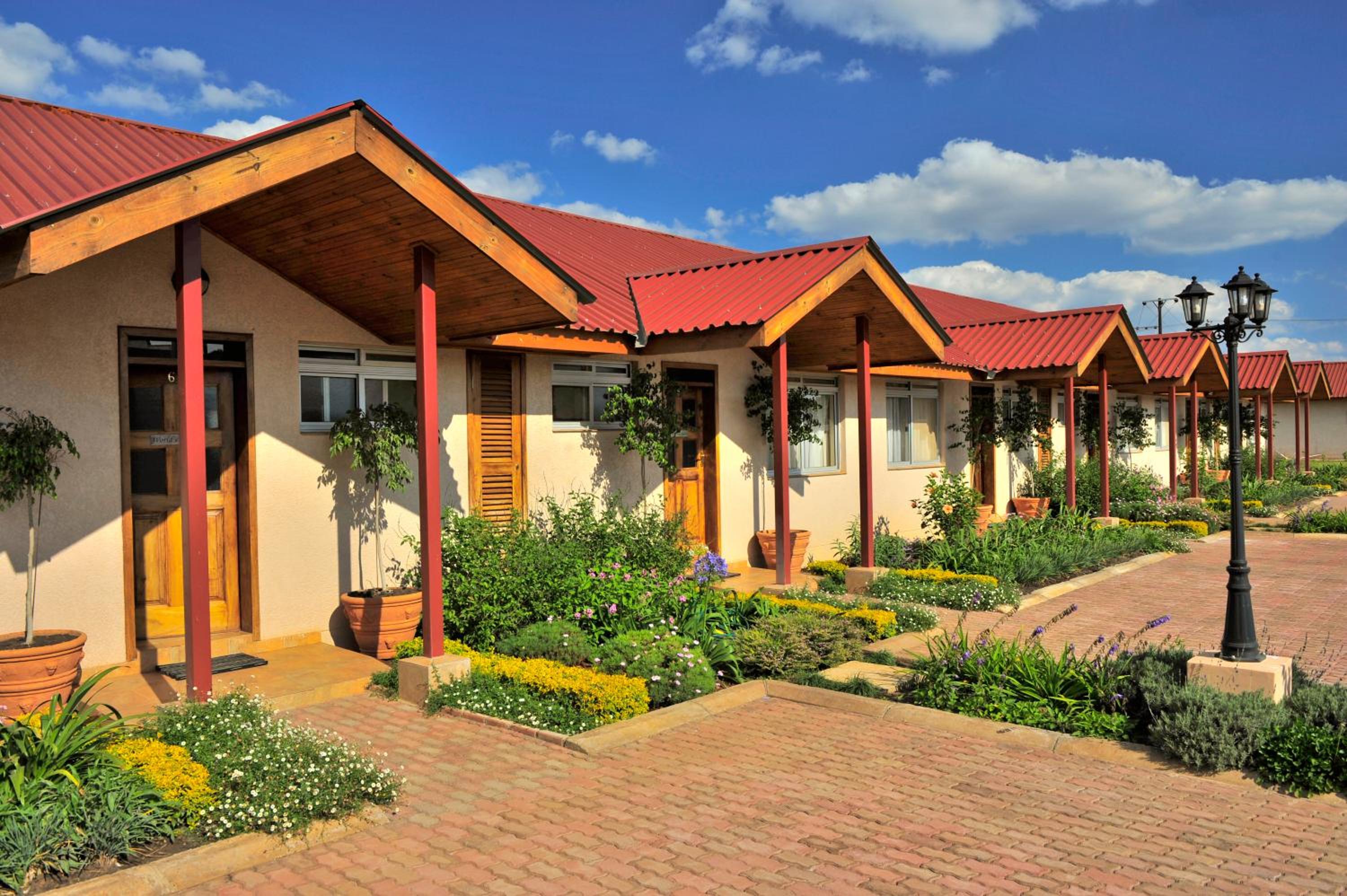 Shakespeare Court 38/43