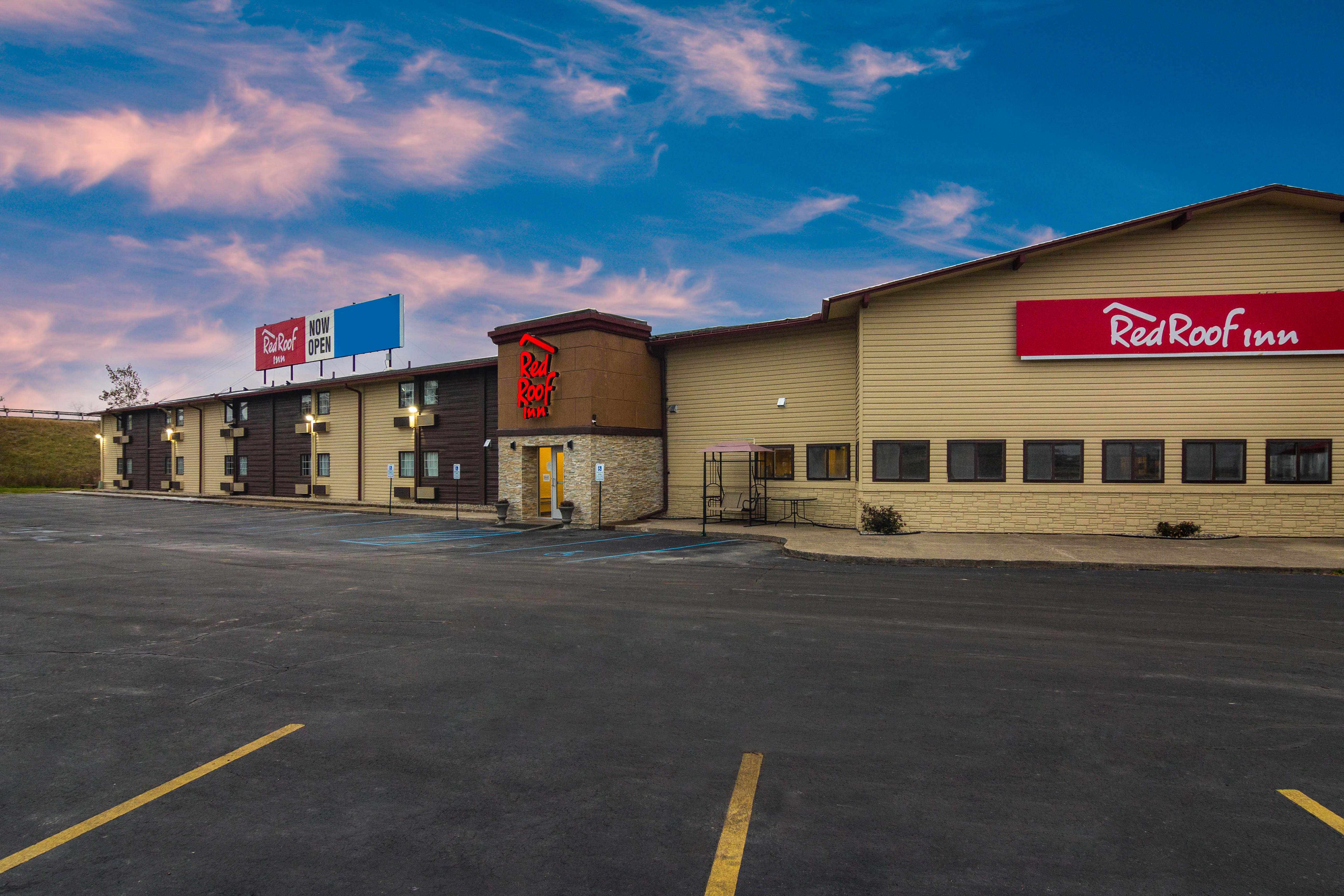 Red Roof Inn Perrysburg 18/18