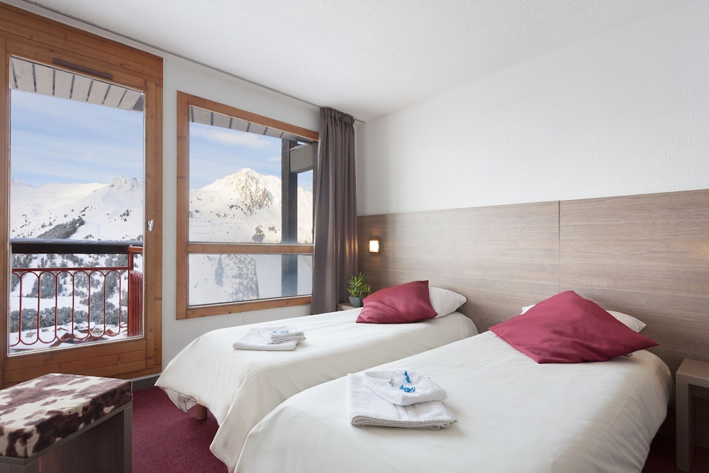 Hotel Club Mmv Les Melezes 11/50