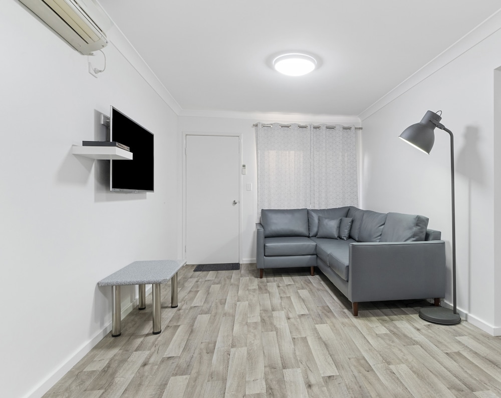 Esperance Bay Holiday Park 25/50