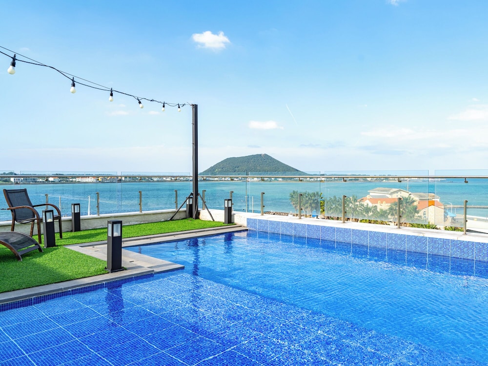 Hotel & Pool Villa Attirance 43/50