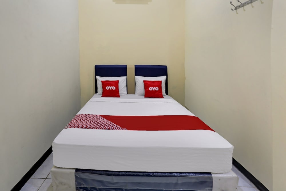OYO 3767 Permata House 5/19