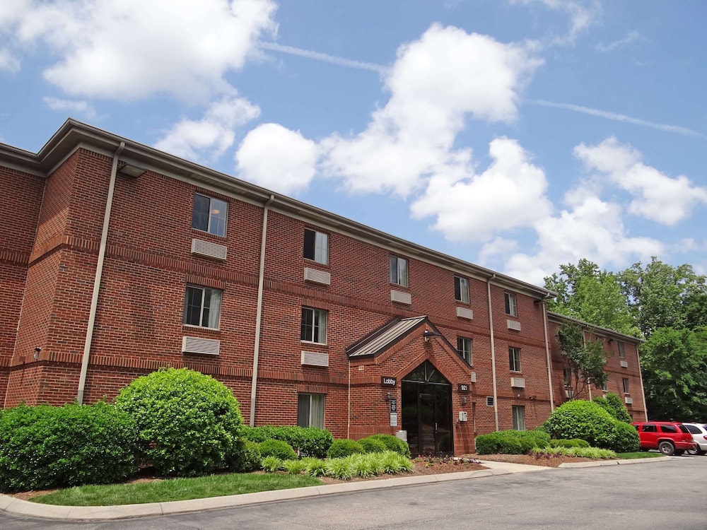 Extended Stay America-Raleigh-North Raleigh-Wake Towne Drive 3/51