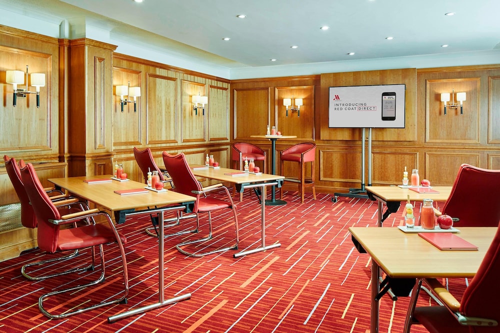 Delta Hotels By Marriott Heathrow Windsor 30/39
