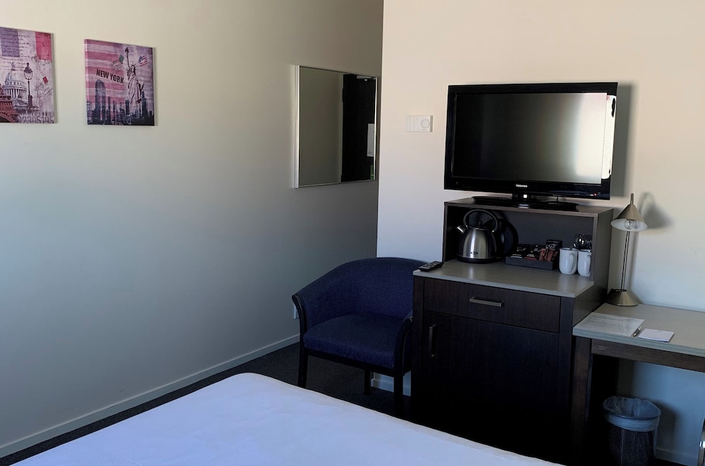 Distinction New Plymouth Hotel And Convention Centre 44/50