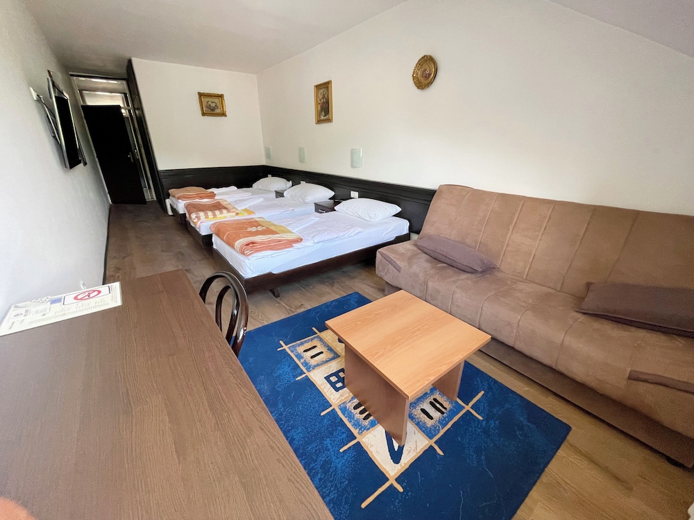 Hotel Komovi 26/50