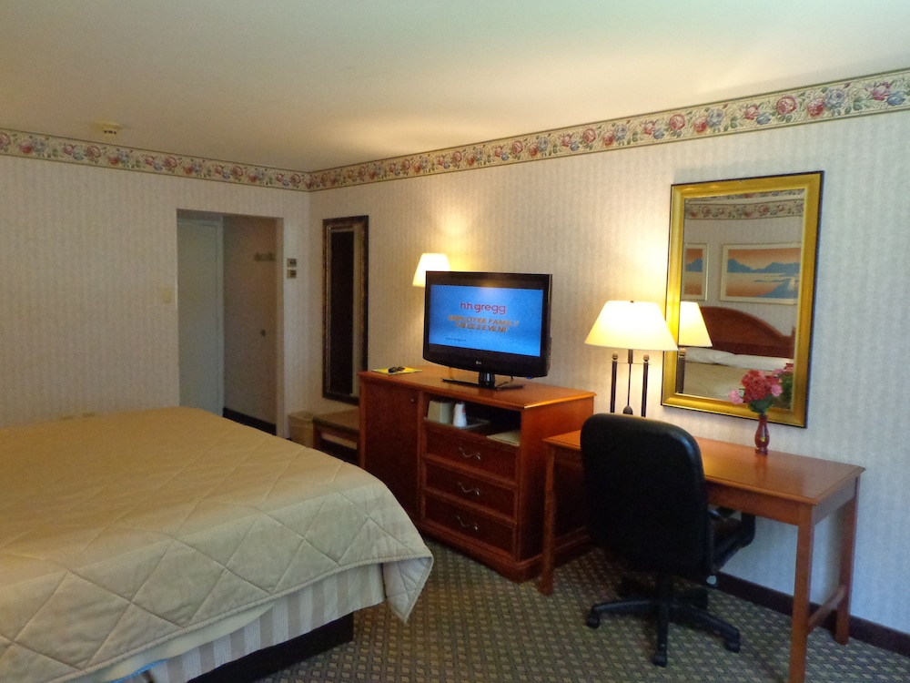 Rodeway Inn Milford - I-84 11/38